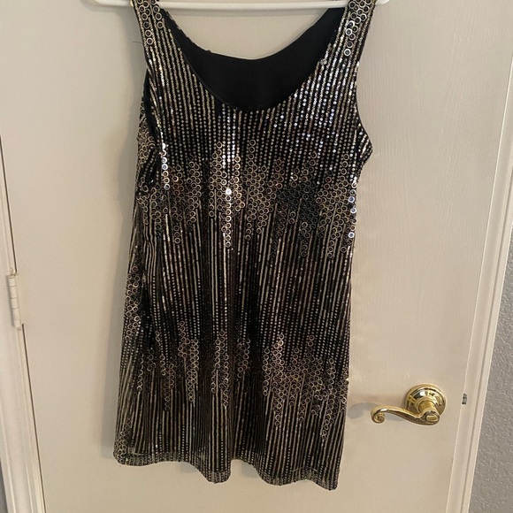 Sequin Black and Silver Dress - Picture 3 of 4